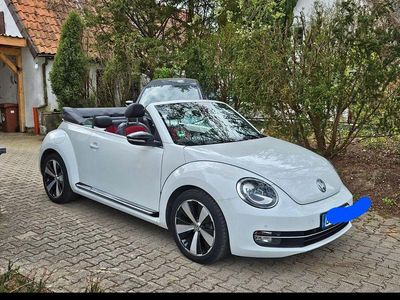 Second-hand VW Beetle Exclusive 140 CP (102 kW) 2014 Negru Hatchback