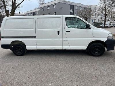 Gebraucht Toyota HiAce 117 PS (86 kW) 2012 Weiß Van / Kleinbus