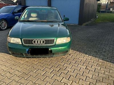 Usata Audi A4 101 CV (74 kW) 1996 Verde Berlina