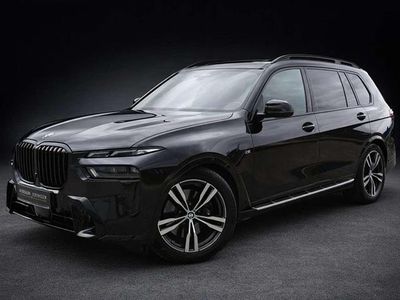 Second-hand BMW X7 Executive 352 CP (258 kW) 2024 Negru SUV