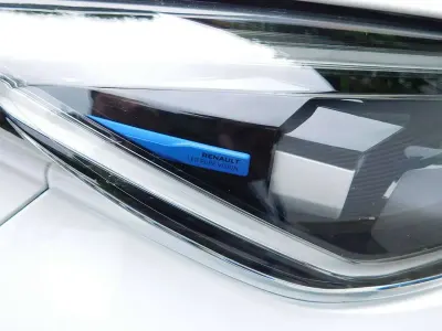 Gebraucht Renault Zoe Experience 100 kW (136 PS) 2020 Weiß Kleinwagen