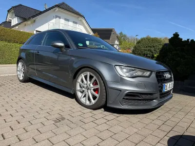 Gebraucht Audi A3 S-Line 150 PS (110 kW) 2015 Grau Limousine