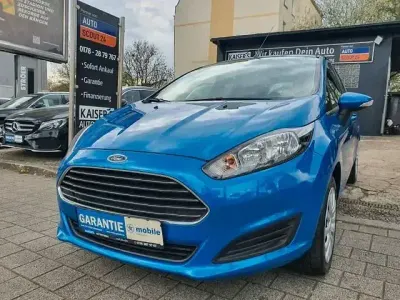 Usata Ford Fiesta 82 CV (60 kW) 2014 Andere Utilitaria