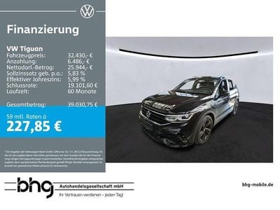 Gebraucht VW Tiguan R-line 150 PS (110 kW) 2023 Schwarz SUV