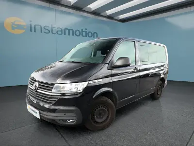 Używany VW Caravelle 150 KM (110 kW) 2021 Czarny Van