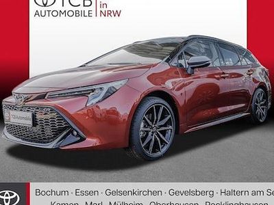 Nuova Toyota Corolla Sport 196 CV (144 kW) 2025 Arancione Station wagon