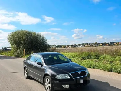 Gebraucht Skoda Octavia 115 PS (84 kW) 2004 Schwarz Limousine