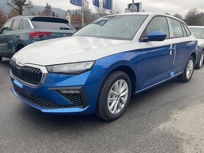 Neu Skoda Scala Essence 116 PS (85 kW) 2025 Race blau metallic Kleinwagen