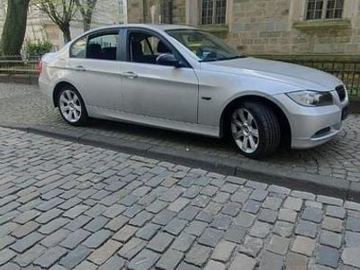 Gebraucht BMW 320 Sport Line 150 PS (110 kW) 2005 Silber Limousine