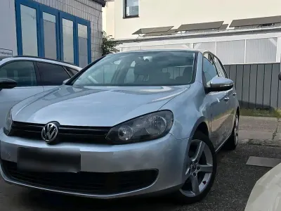 Gebraucht VW Golf VI 2010 Silber Kleinwagen