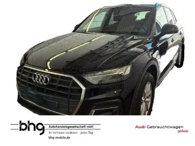 Używany Audi Q5 Ambiente 204 KM (150 kW) 2023 Czarny SUV