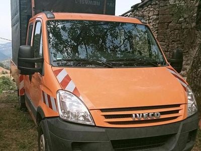 Orange Gebraucht 2009 Iveco Daily Limousine | 8.500 € (Teuer)