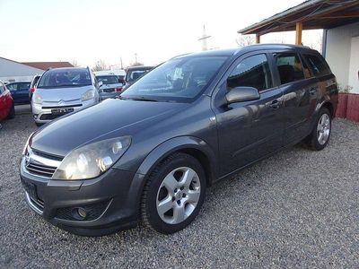 Gebraucht Opel Astra Innovation 140 PS (102 kW) 2009 Grau Limousine