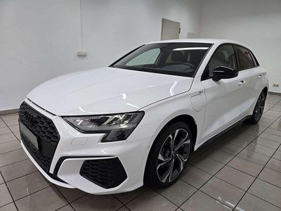 Weiß Gebraucht 2023 Audi A3 S-Line Limousine | 26.990 € (Fairer Preis)