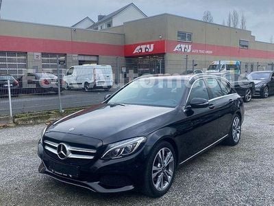 Gebraucht Mercedes C220 170 PS (125 kW) 2018 Schwarz Kombi