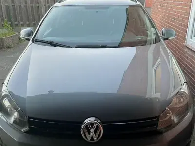 Gebraucht VW Golf VII Trendline 105 PS (77 kW) 2013 Schwarz Kombi