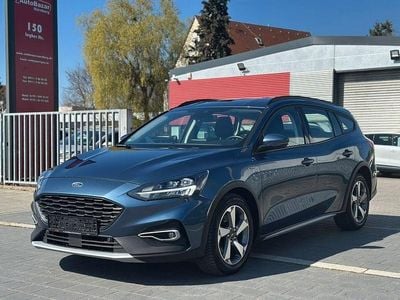 Usata Ford Focus Active 150 CV (110 kW) 2020 Blu Berlina