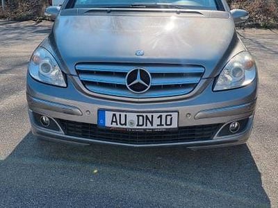 Gebraucht Mercedes B200 140 PS (102 kW) 2006 Grau Van / Kleinbus