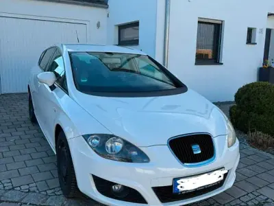 Gebraucht Seat Leon Ecomotive 105 PS (77 kW) 2010 Weiß Kleinwagen