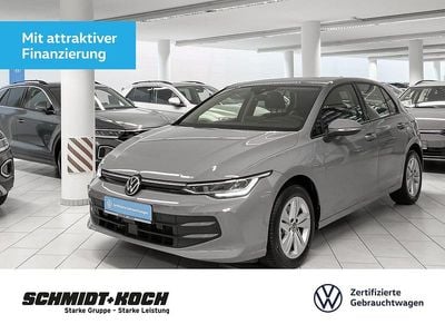 Mondsteingrau (grau) Gebraucht 2024 VW Golf VIII Life | 25.870 € (Superpreis)