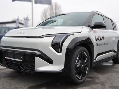Ivory silver metallic Gebraucht 2025 Kia EV3 GT-Line SUV | 39.900 € (Superpreis)