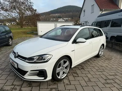 Gebraucht VW Golf VII GTD 184 PS (135 kW) 2019 Pure white Kombi