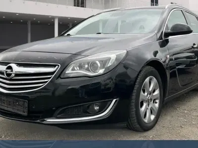 Gebraucht Opel Insignia Innovation 194 PS (142 kW) 2014 Schwarz Kombi