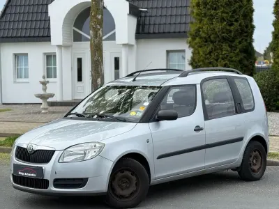 Gebraucht Skoda Roomster Plus Edition 86 PS (63 kW) 2009 Silber Van / Kleinbus
