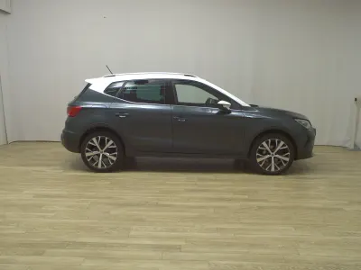 Używany Seat Arona Xperience 110 KM (80 kW) 2021 Biały SUV
