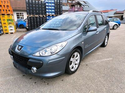 gebraucht Peugeot 307 SW 1,6HDI Klima Panorama TÜV Neu