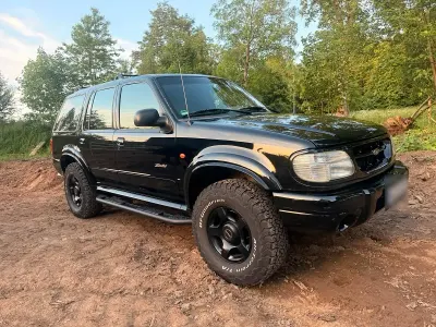 Gebraucht Ford Explorer Limited 200 PS (147 kW) 2000 Schwarz SUV