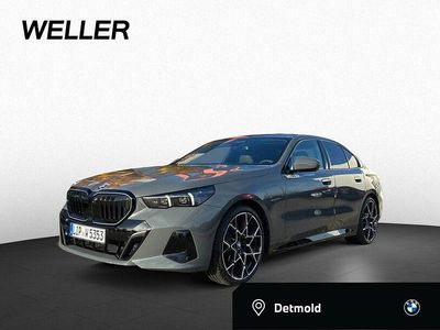 Gebraucht BMW 540 Comfort Edition 303 PS (222 kW) 2025 Individual grigio telesto perl (grau) Limousine