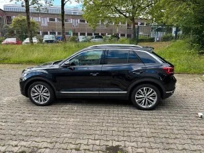 Gebraucht VW T-Roc Sport 140 PS (102 kW) 2018 Schwarz SUV