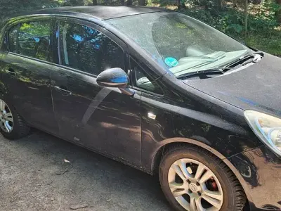 Gebraucht Opel Corsa Edition 80 PS (58 kW) 2009 Schwarz Kleinwagen