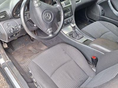 Mercedes C180