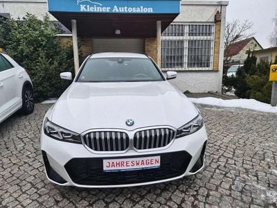 Mineralweiss metallic Gebraucht 2025 BMW 330 M Sport Kombi | 36.699 €