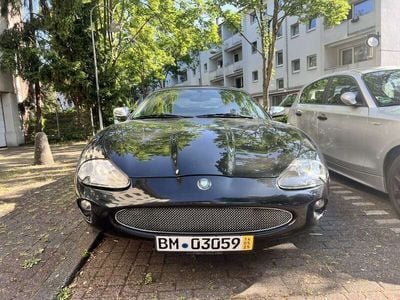 Jaguar XK8