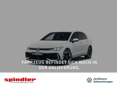 Gebraucht VW Golf VIII R-line 150 PS (110 kW) 2025 Pure white Limousine
