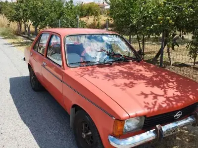 Gebraucht Opel Kadett 92 PS (67 kW) 1978 Rot Coupé