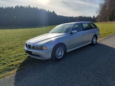 gebraucht BMW 520 / Baujahr 2001