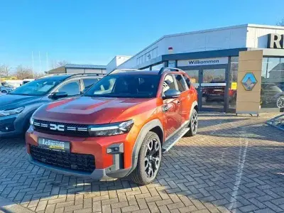 Używany Dacia Bigster Journey 156 KM (114 kW) 2025 Brązowy SUV
