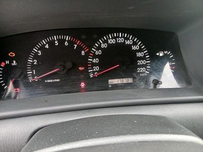 Second-hand Toyota Corolla 105 CP (77 kW) 2003 Gri Hatchback