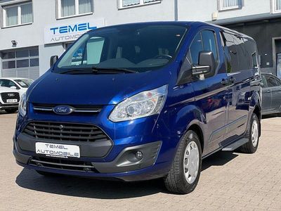 Second-hand Ford Tourneo Trend 131 CP (96 kW) 2017 Albastru Break