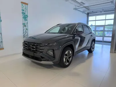 Neu Hyundai Tucson GO! 239 PS (175 kW) 2025 Ecotronic grey pearl SUV