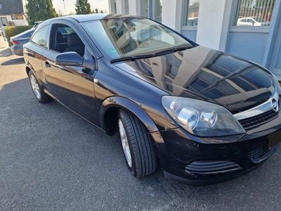 Opel Astra GTC