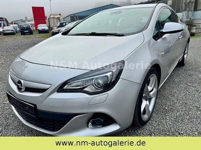 Opel Astra GTC