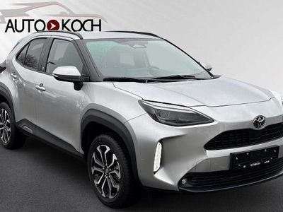 Gebraucht Toyota Yaris Hybrid Team 116 PS (85 kW) 2024 Grau Limousine