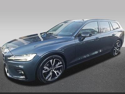Gebraucht Volvo V60 Plus 197 PS (144 kW) 2025 Blau Kombi