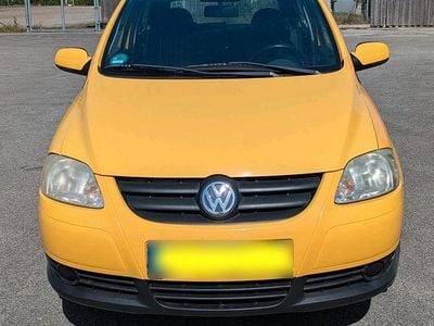 Usata VW Fox 55 CV (40 kW) 2005 Giallo Utilitaria