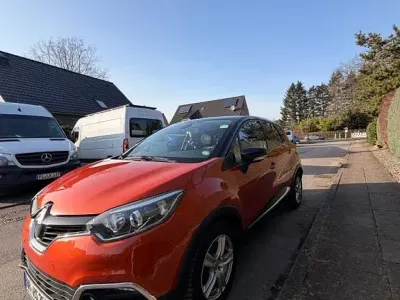 Gebraucht Renault Captur Luxe 120 PS (88 kW) 2014 Orange SUV